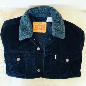 Black Corduroy Levi’s Sherpa-Lined Trucker Jacket